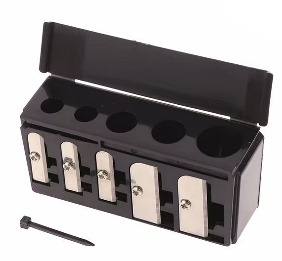 Taille-crayon multifonctionnel 5 trous avec couvercle pour crayons Eyeliner Lipliner